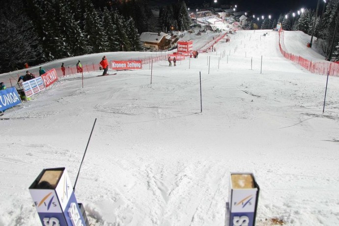 Start noćnog slaloma u Flachau