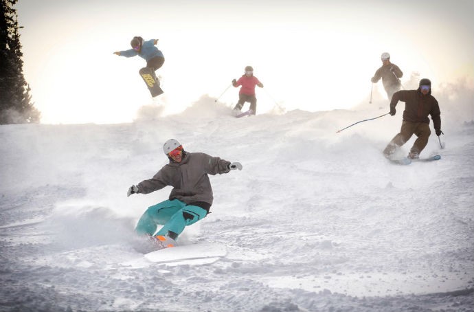 Boravak na skijama ili bordu aktiviraće sve mišića