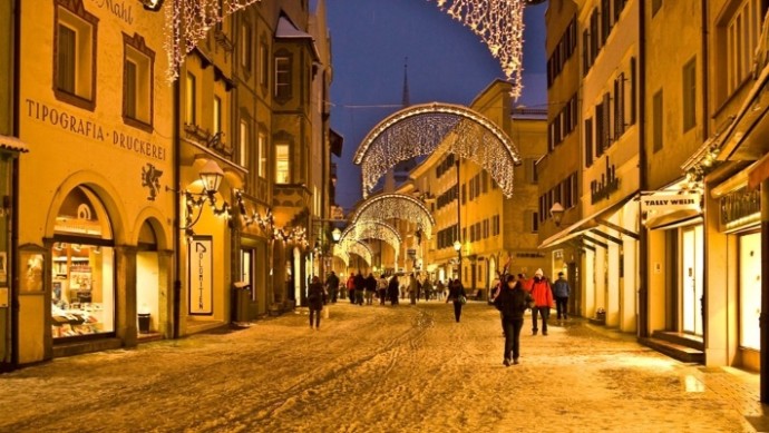 Pešačka zona Via Centrale-Stadtgaase