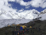 Tragedija u Nepalu – lavina ubila 10 planinara