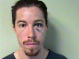 Shaun White priveden zbog vandalizma Shaun White priveden zbog vandalizma